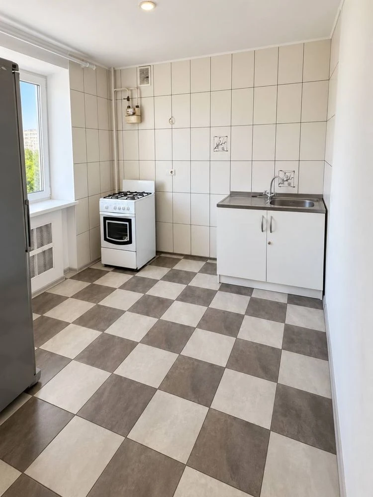 Продам 3 км квартиру