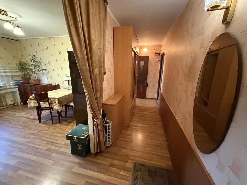 Продаю  3-ку вул Колодезна / 6 слобідська