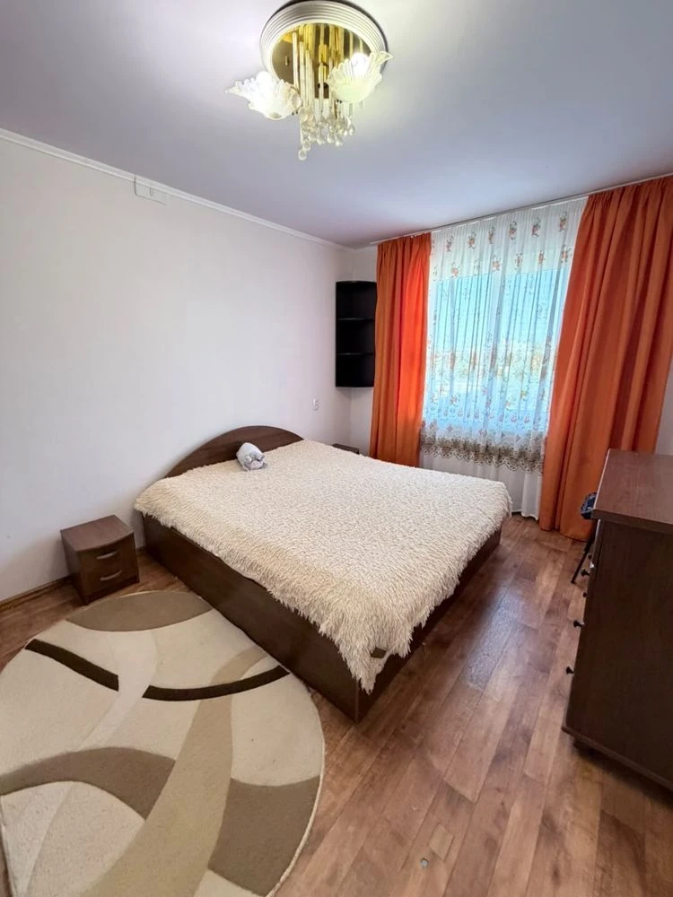 Продаю 3 к квартиру с индивидуальным отоплением , с ремонтом