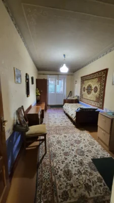 Продаж 2к квартири • 45 м² • 2 поверх • житловий стан • зуп.