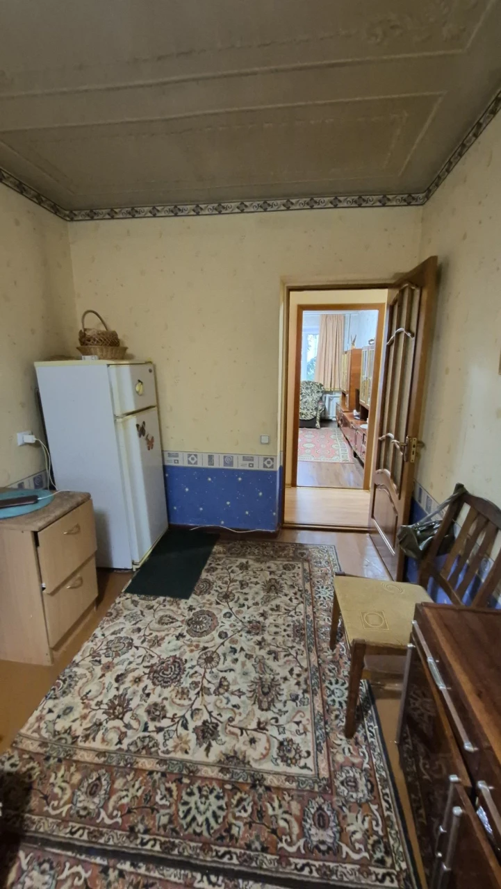 Продаж 2к квартири • 45 м² • 2 поверх • житловий стан • зуп.
