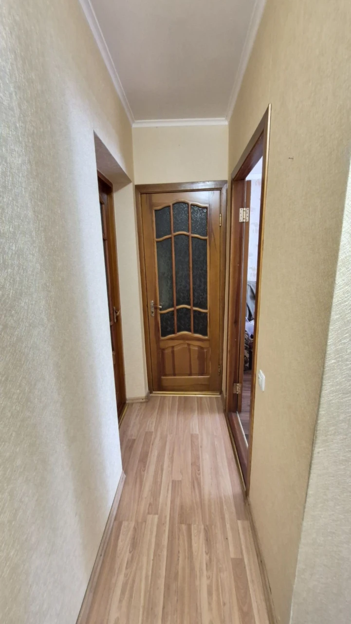 Продаж 2к квартири • 45 м² • 2 поверх • житловий стан • зуп.