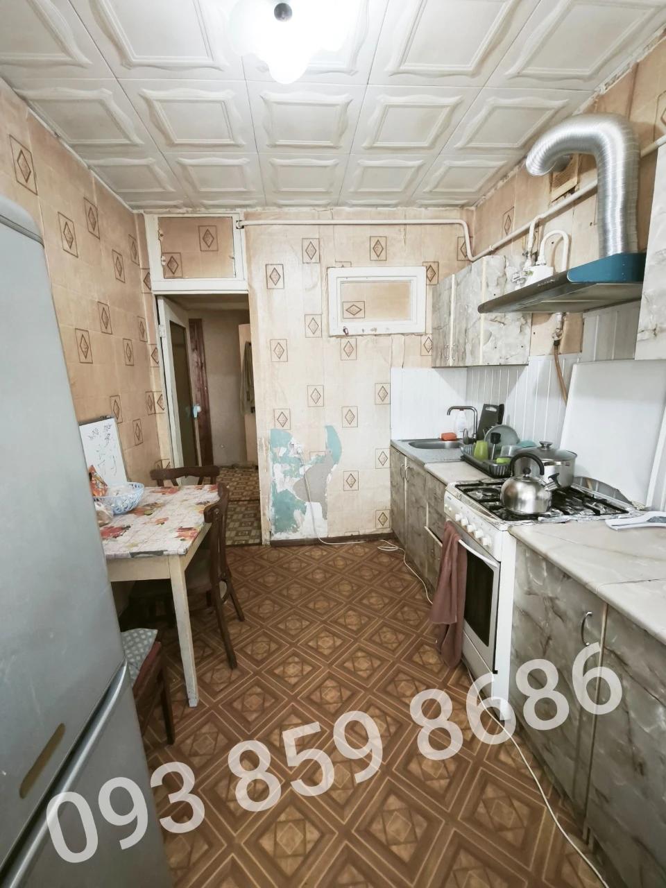 Продаю 2 кімнатну квартиру. 1 КП