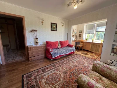 Продається гарна 2-кім.квартира, 47м2, 2/5, Корабельний.
