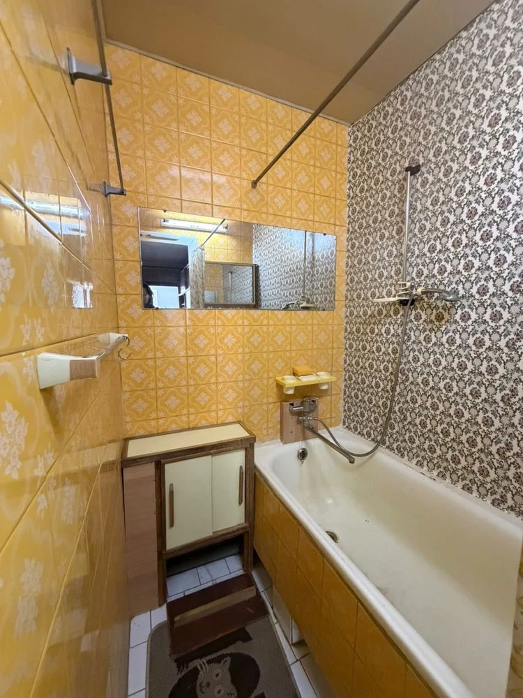 Продам 3к.кв. Площа Перемоги 3 поверх