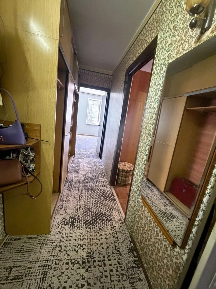 Продам 3к.кв. Площа Перемоги 3 поверх