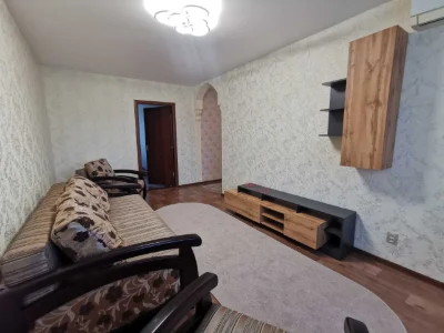 Продам затишну 3-кімнатну квартиру в центрі