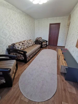 Продам затишну 3-кімнатну квартиру в центрі