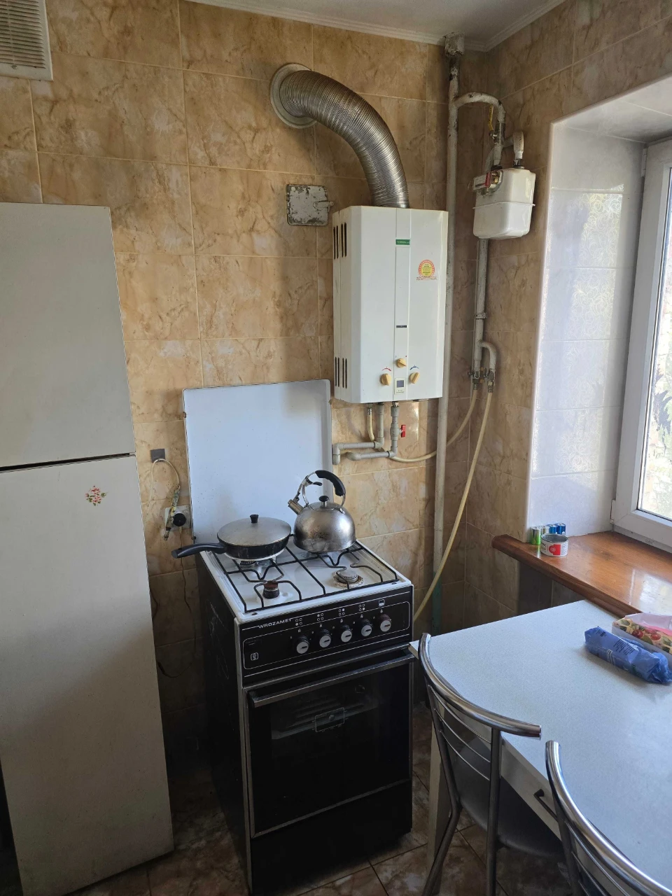 Продаю 2х комнатную квартиру в районе стадиона