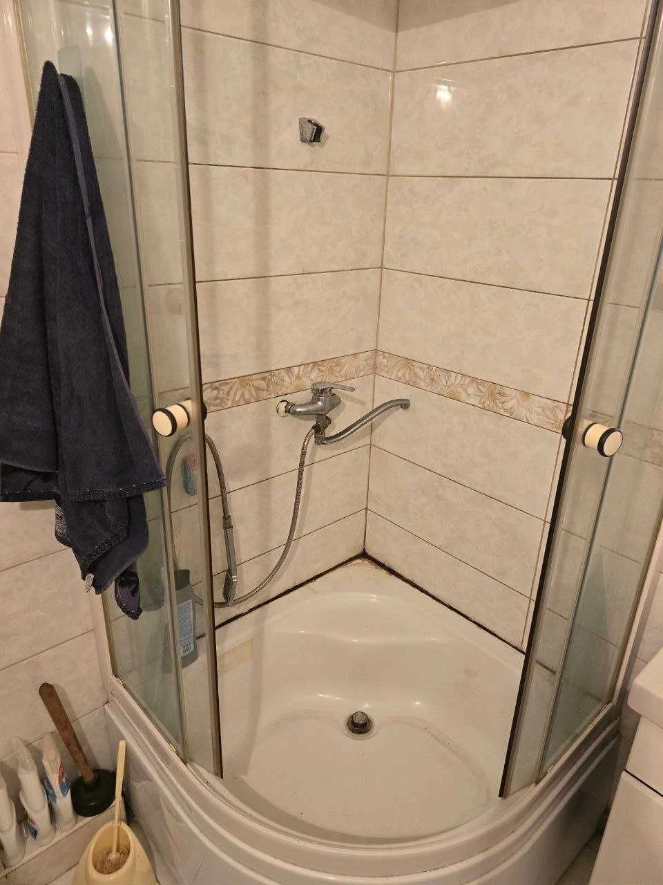 Продаю 2х комнатную квартиру в районе стадиона