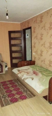 Продаю 2х комнатную квартиру в районе стадиона