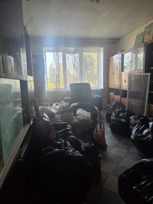 продаю 2 х кімн кв ,пл Перемоги