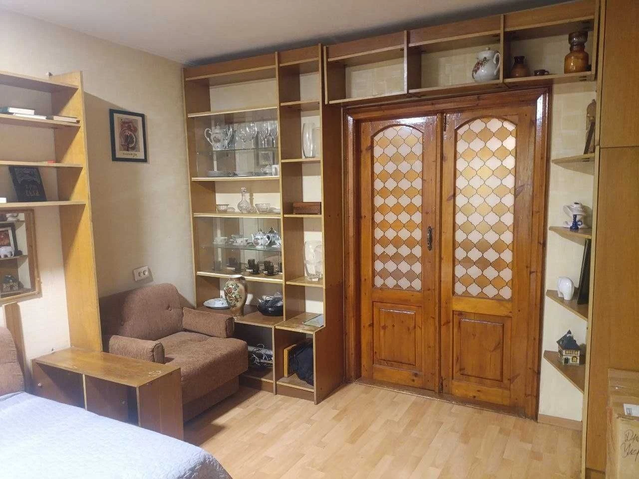 Продам двухкомнатную квартиру. пр. Центральный - 1-ая Слобод