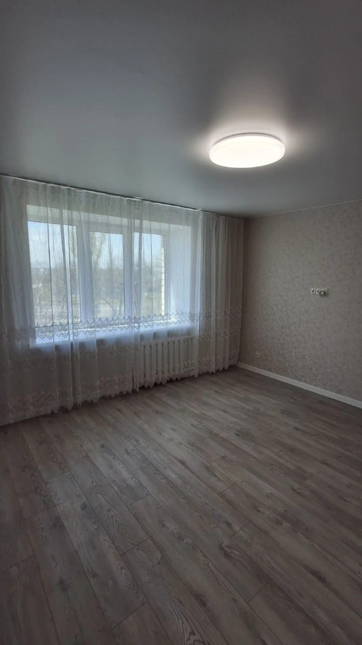 Продаю! 2к/к  ост. Плавбассейн.