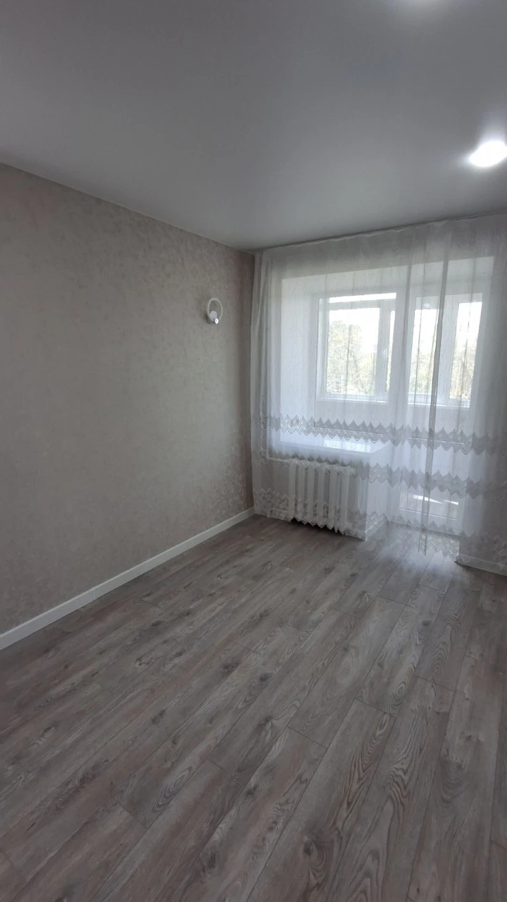 Продаю! 2к/к  ост. Плавбассейн.