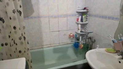 Продам 4-х кімнатну квартиру по вул. Симона Петлюри