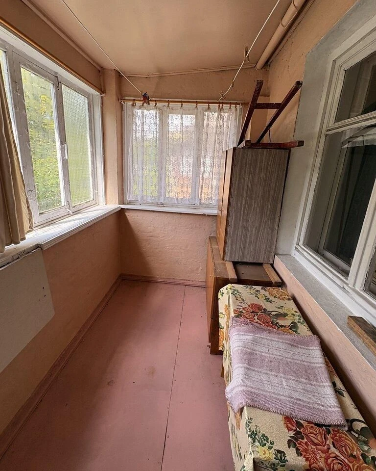 Продаж двокімнатної квартири. Подол