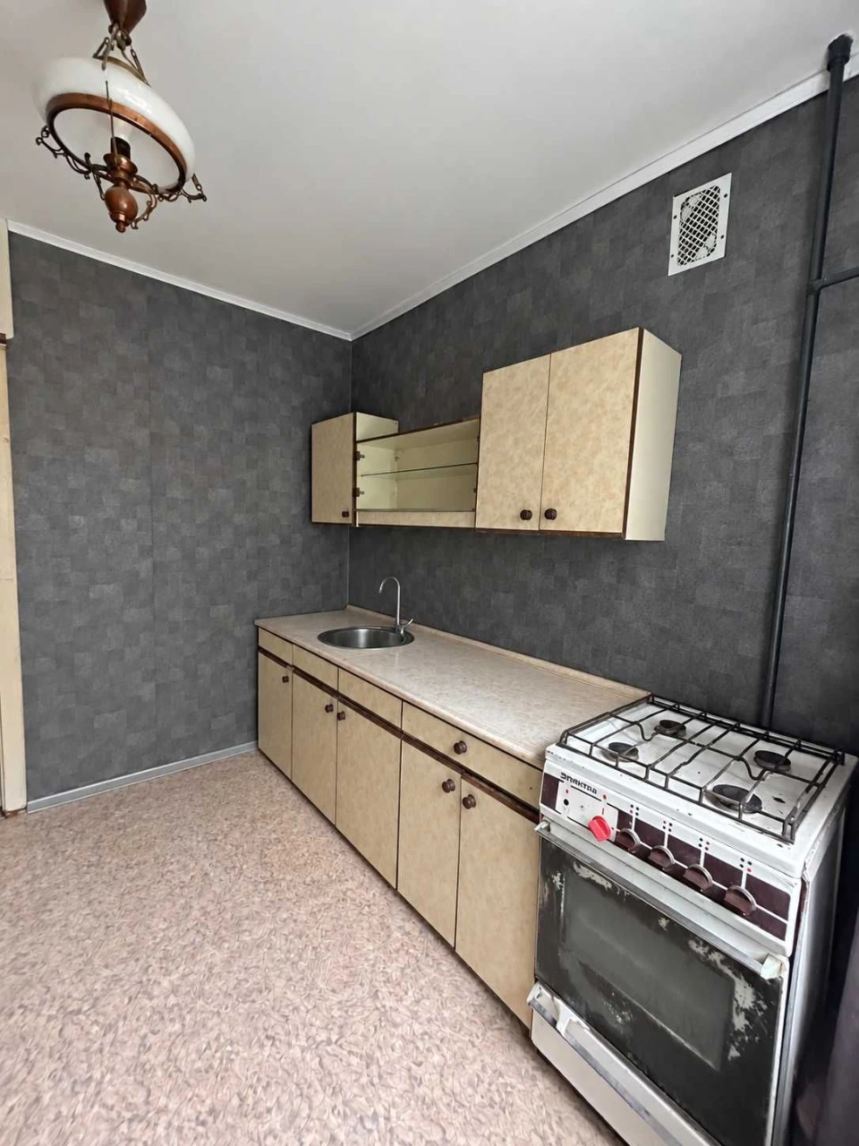 Продаж 2 кімнтної квартири Інститут зв'язку 3/9 Цегла №21582