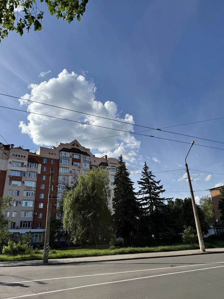Продам 3-к кв. Поділ.