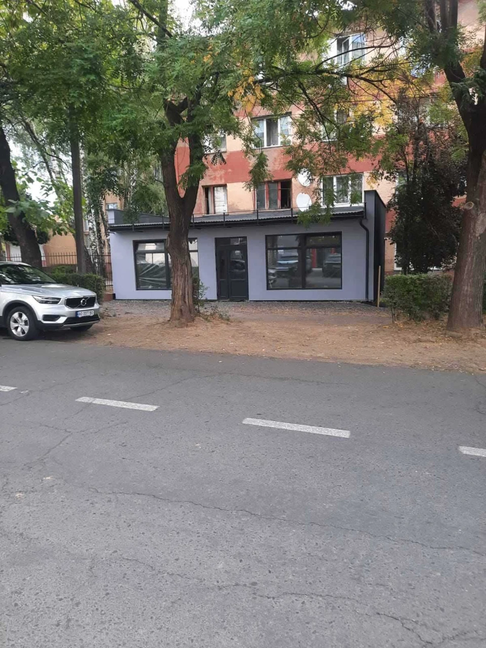 Продається квартира з можливістю переведення під торгово – о