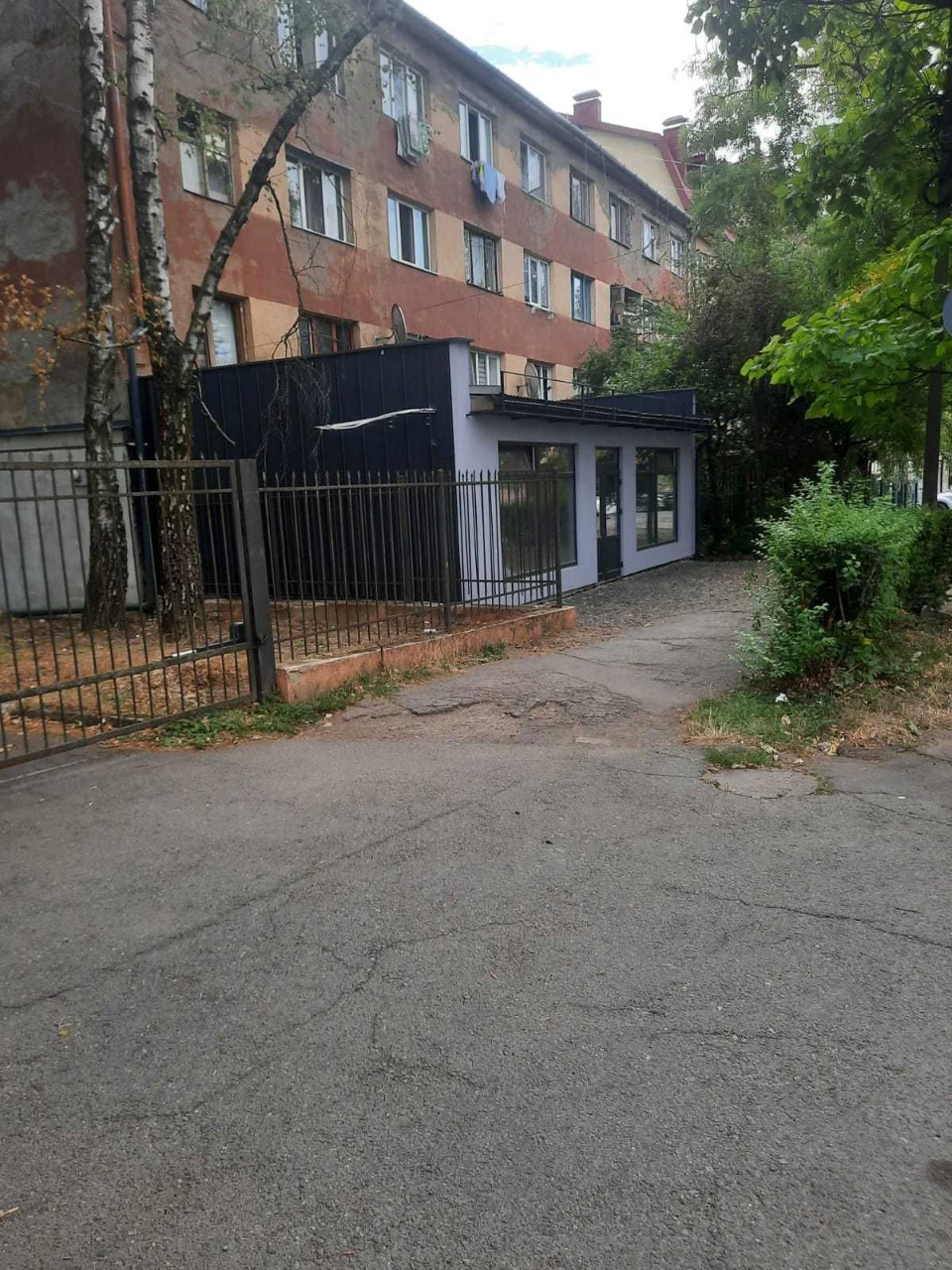 Продається квартира з можливістю переведення під торгово – о