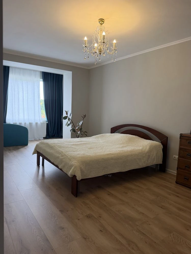Продаж квартири район центра