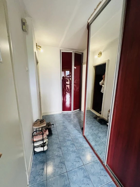 Продається 1на на Ак.Корольова