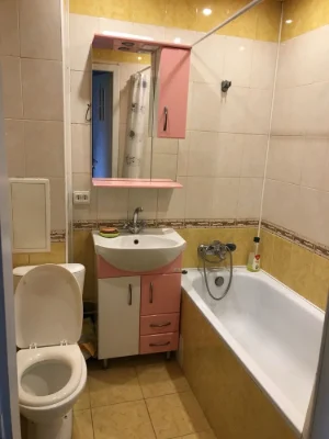 Продається 1на на Ак.Корольова