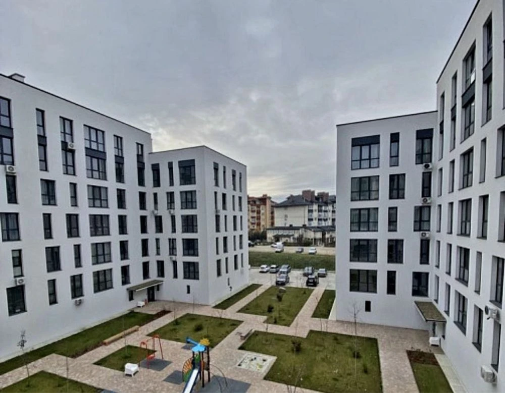 Ужгород Продаж чорнової квартири ЖК квадрат