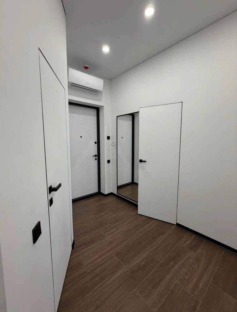 Продаж 1.5 кім /Уж Таверс/Uzh Towers / 43m2/Набережна