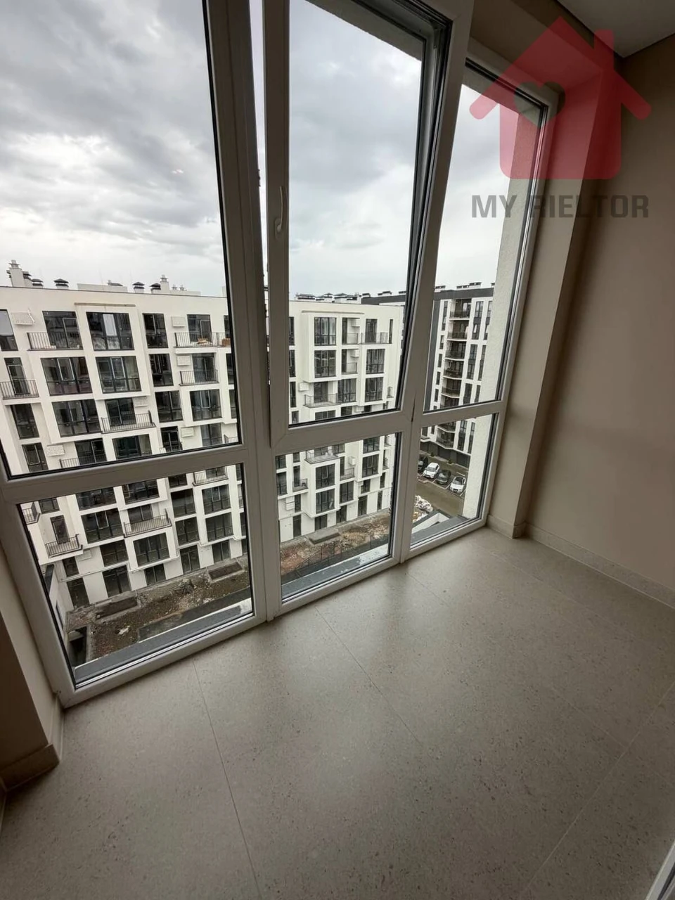 Продаж 1,5 квартири ЖК В 4