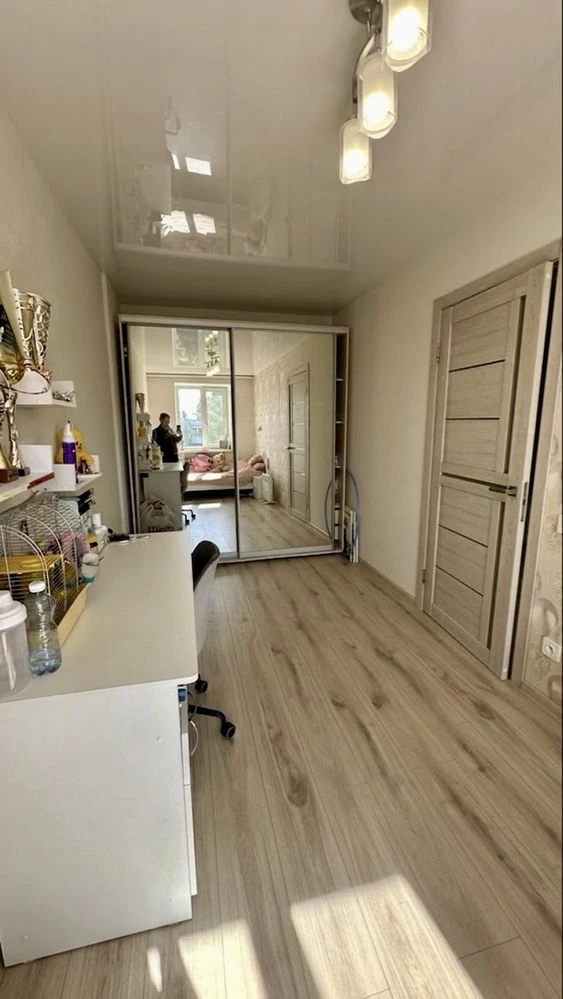 2 кім.квартира 42,5м2/Цегла/меблі+ техніка, газ.колонка, рем