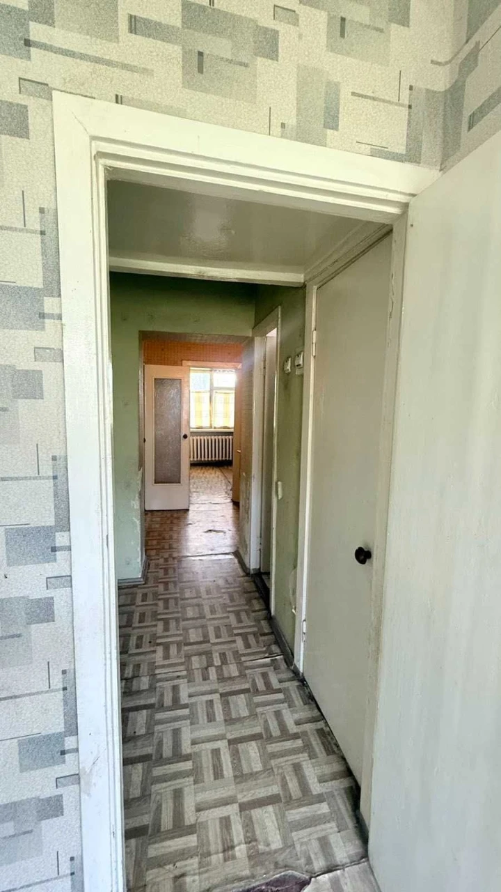 Продаж 3 кімнатної квартири, площа 700 річчя