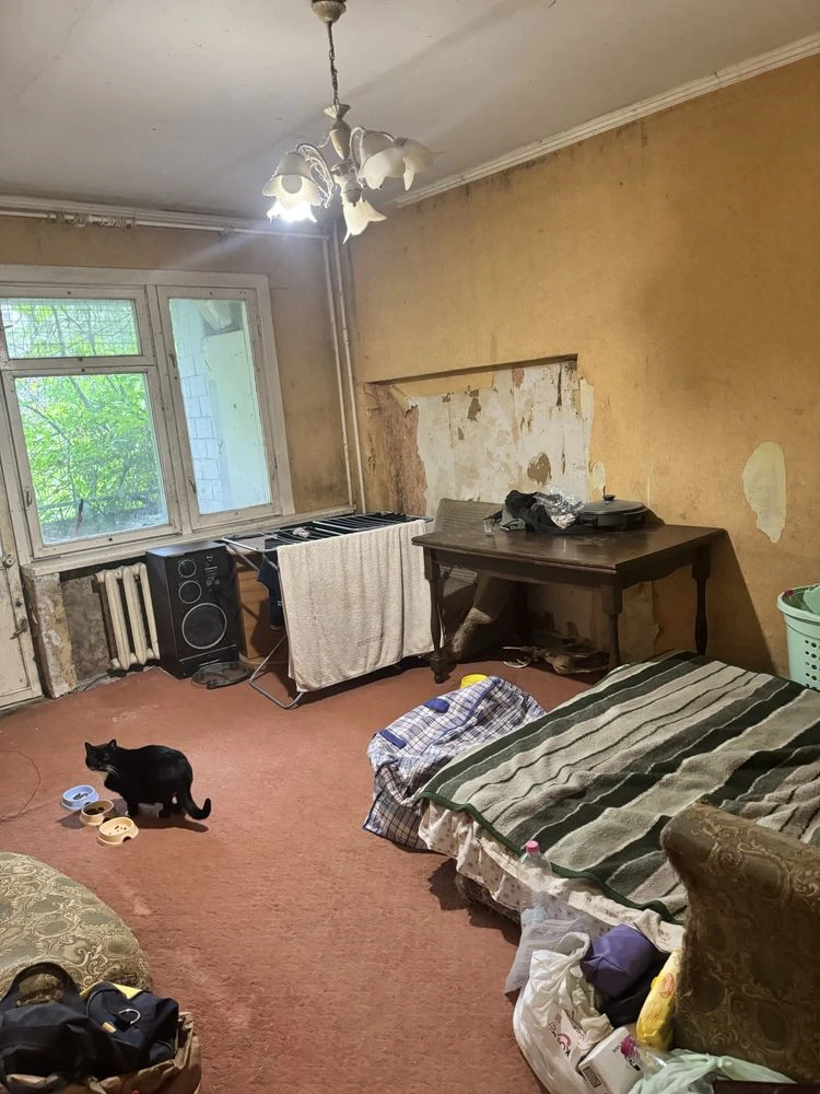 Продам 4 кімнатну чешку