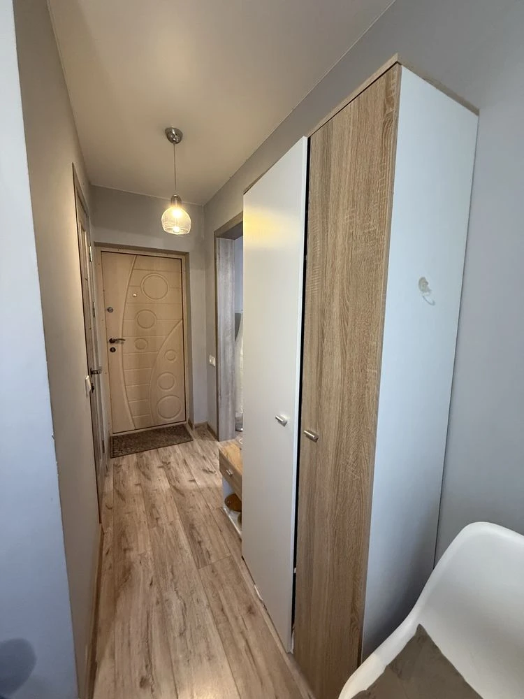 Продаж 1 кімнатної кваритири на Полєтаєва