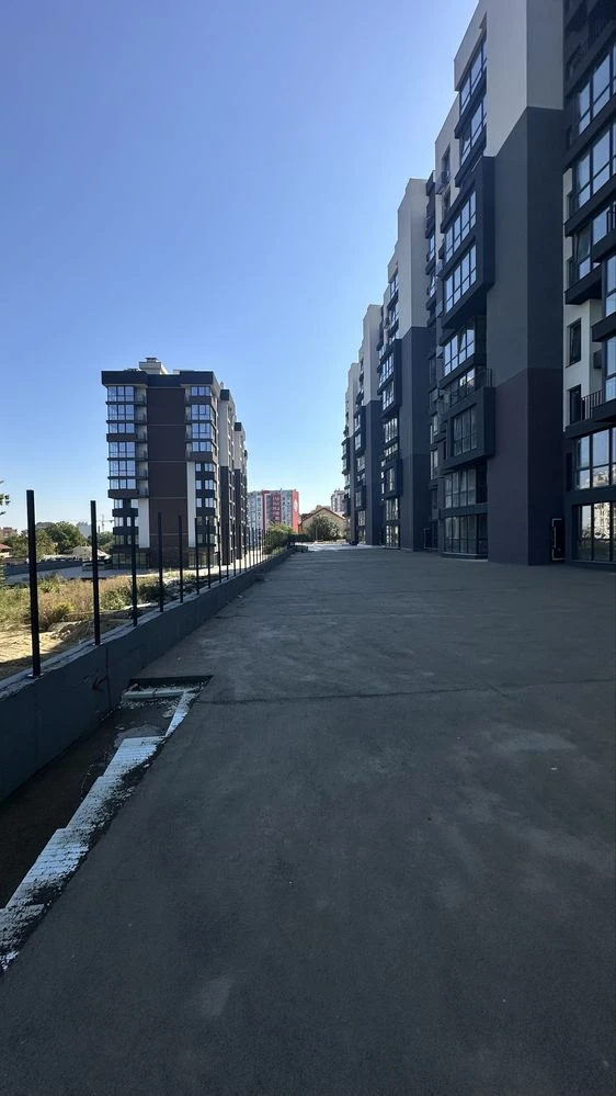 Квартира; Новобудова; Чернівці; Продаж; 3 кімнати;