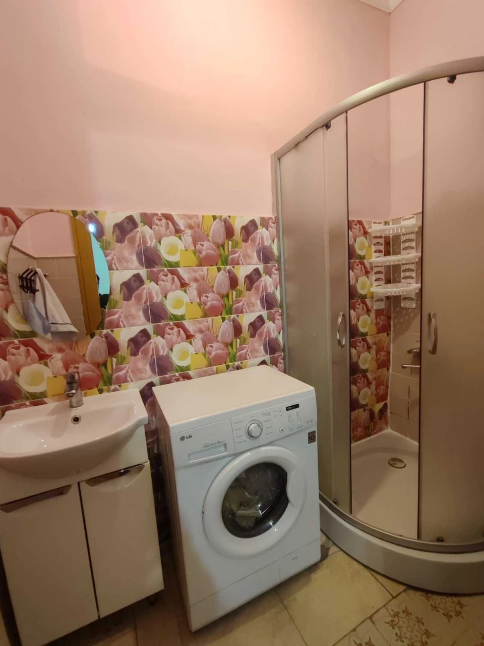 Продається 2-кімнатна квартира в Центрі міста, район Театрал