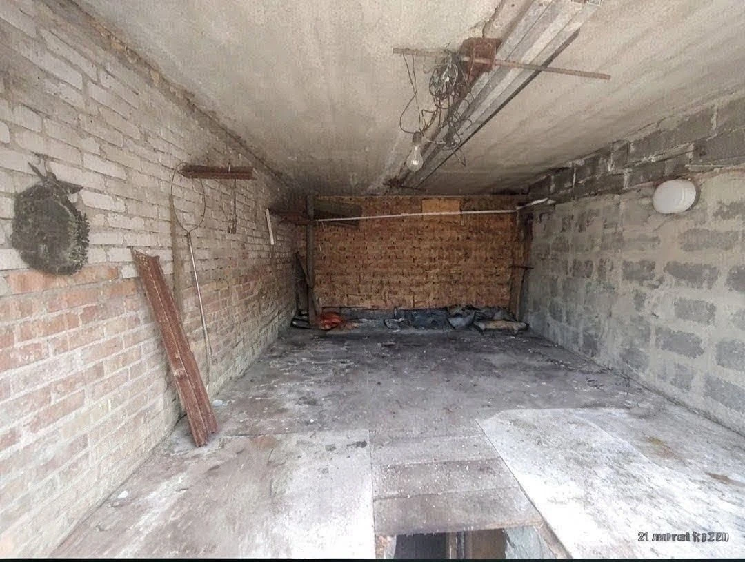 Продам гараж Троещина деснянский Спутник 1 спутник власник х