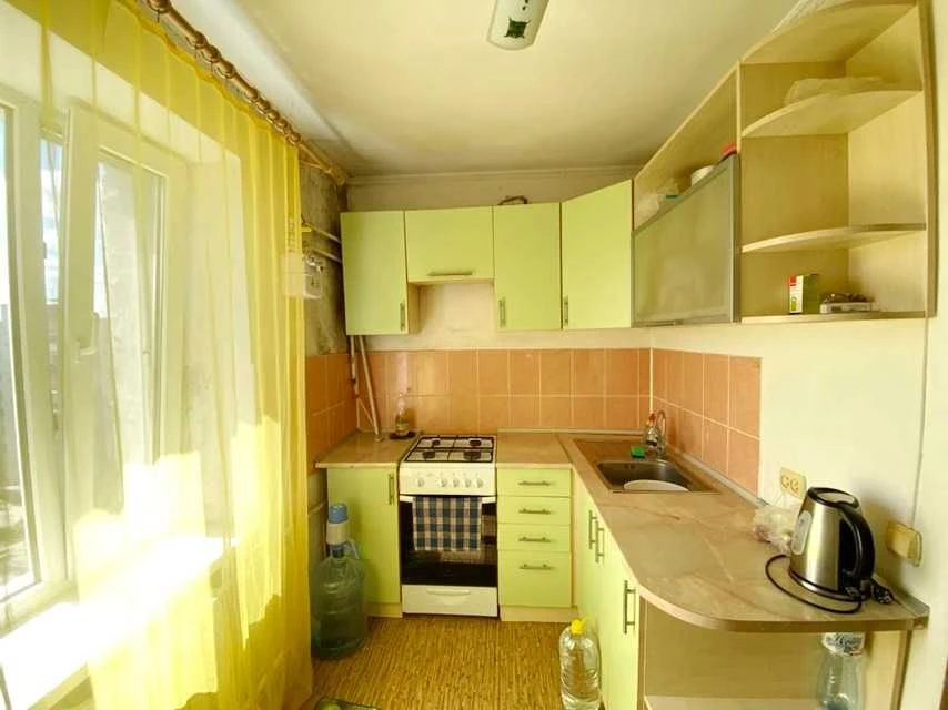 Продаю 1-кімнатну квартиру на Намиві, р-н АТБ.ц6