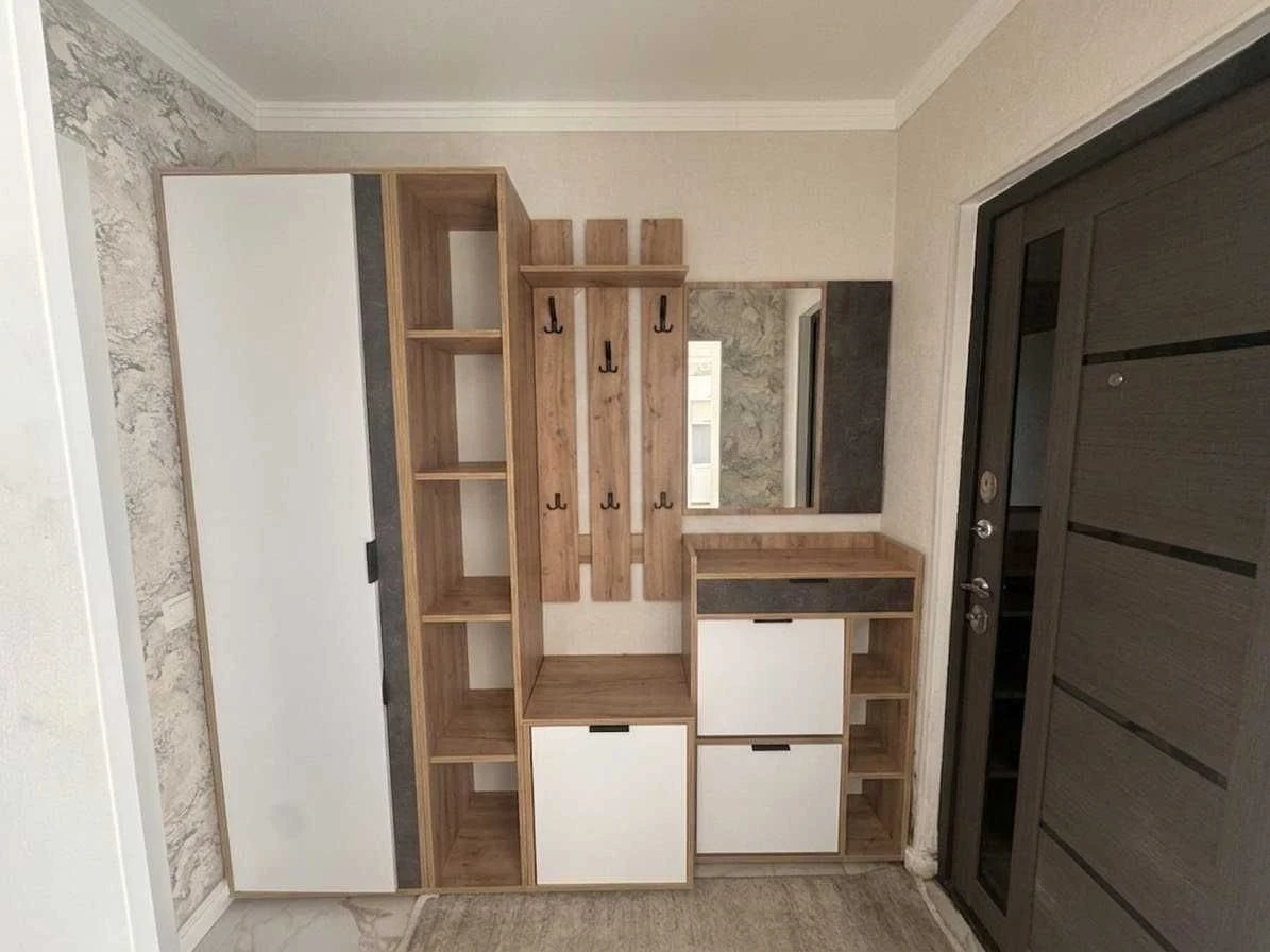 Продаж 2поверхового будинку на ділянці 5 соток Ремонт