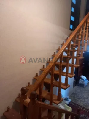 Sale of part of a house, Old Town