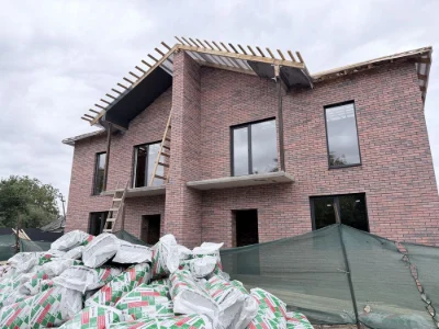 Продам сучасний дуплекс  район 3 лікарні