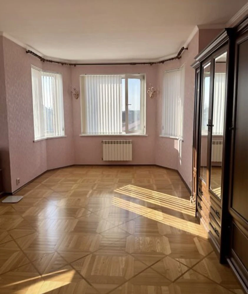 Vinnytsia New building Buchmy street