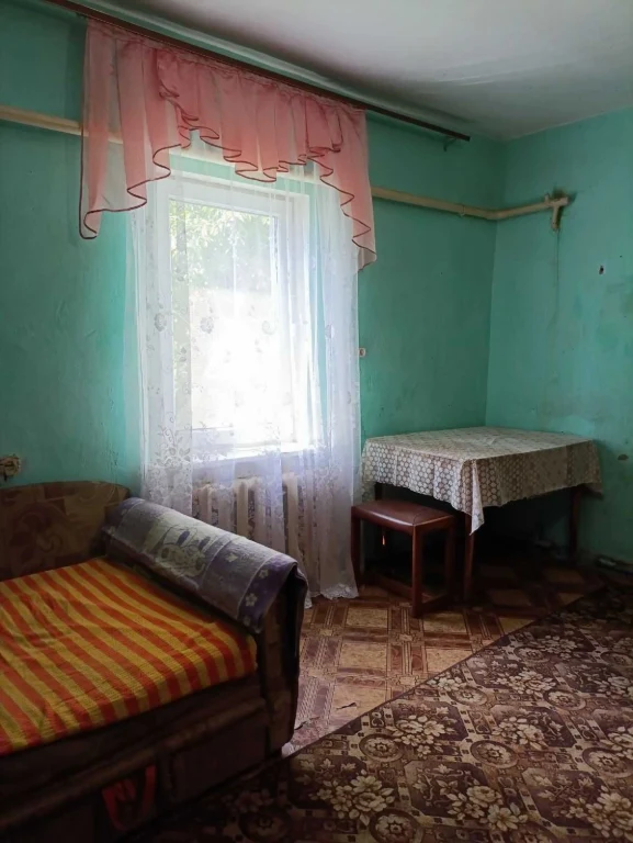 Частина будинку ,як квартира р-н Малікова з окремим двором