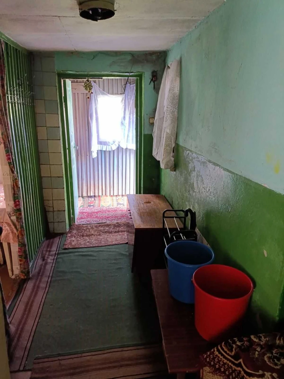 Частина будинку ,як квартира р-н Малікова з окремим двором