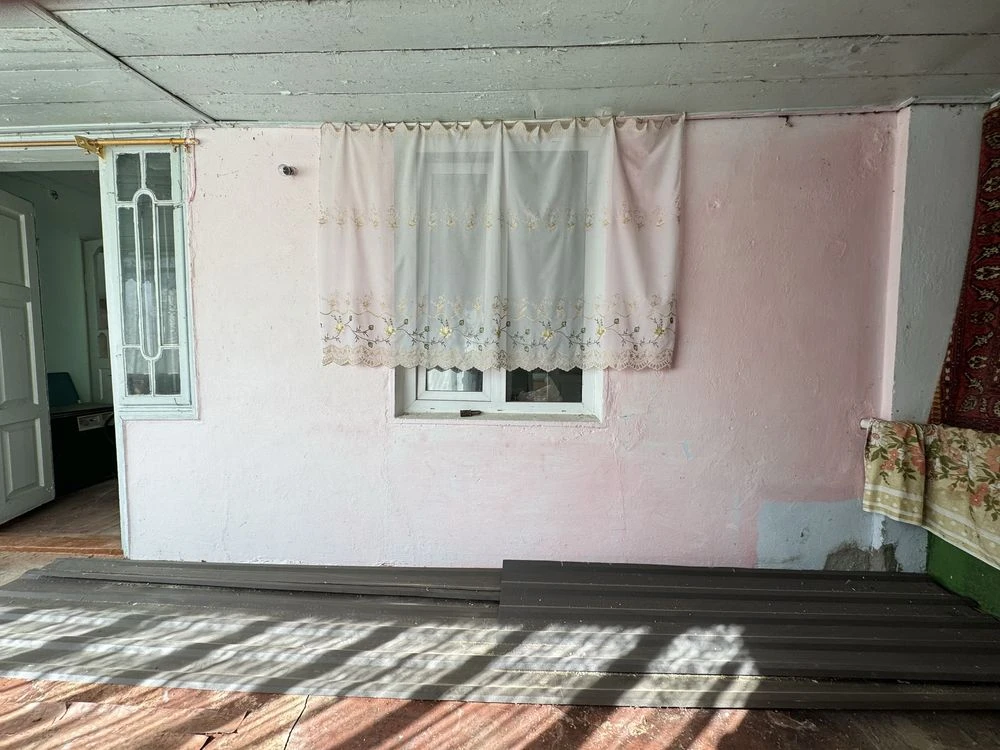 Продам добротний цегляний булинок в селі Кузьмин, поруч міст