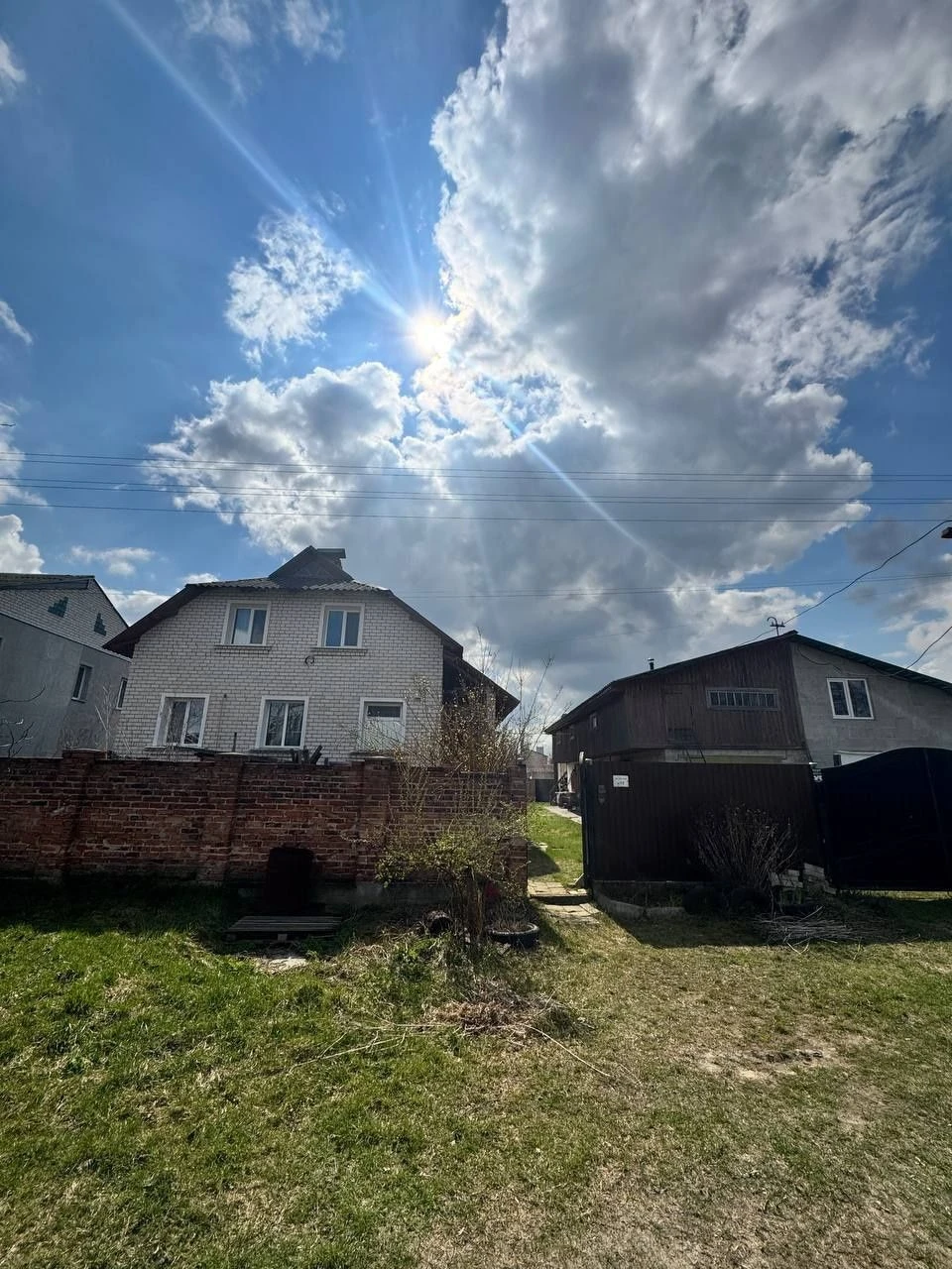 Продаж ! Міцний окремий будинок 120м2 з ремонтом, єВідновлен