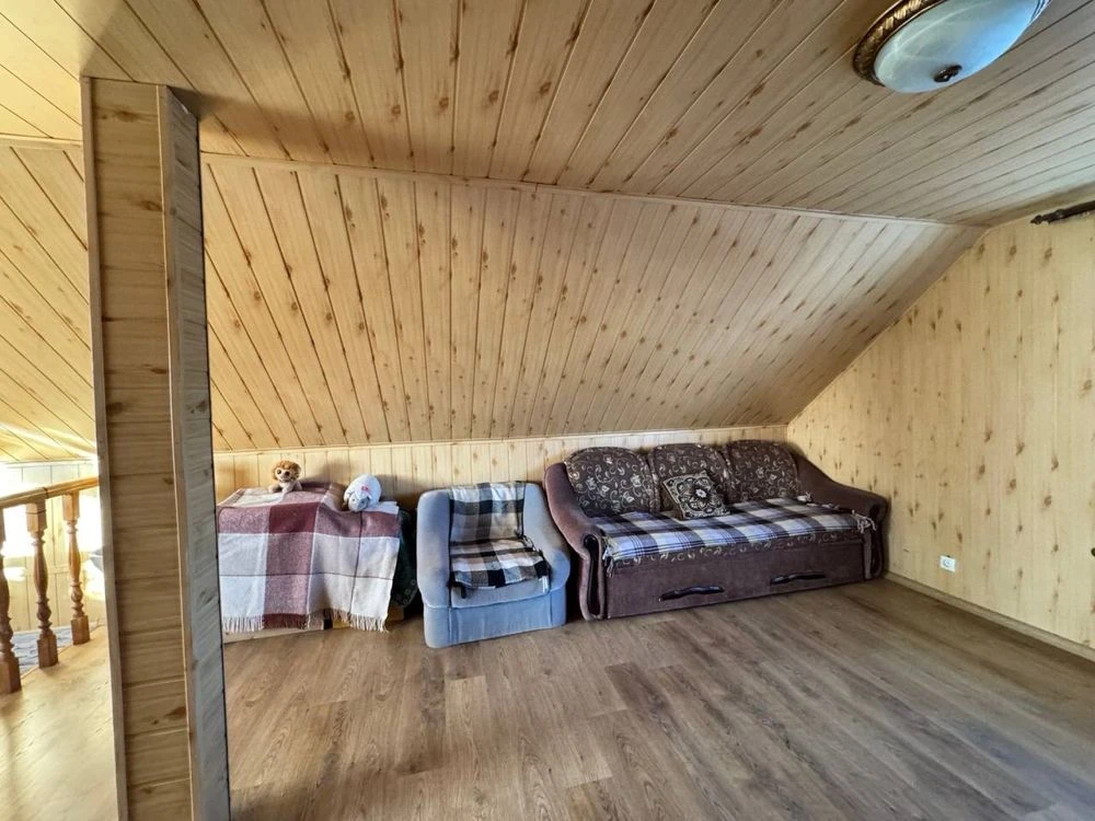Продаж ! Міцний окремий будинок 120м2 з ремонтом, єВідновлен