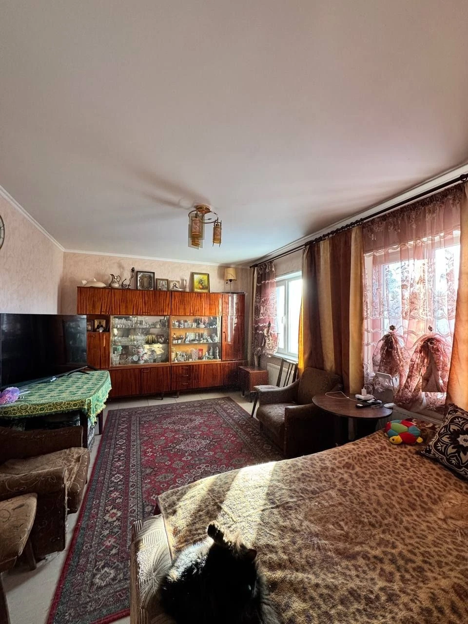Продаж ! Міцний окремий будинок 120м2 з ремонтом, єВідновлен
