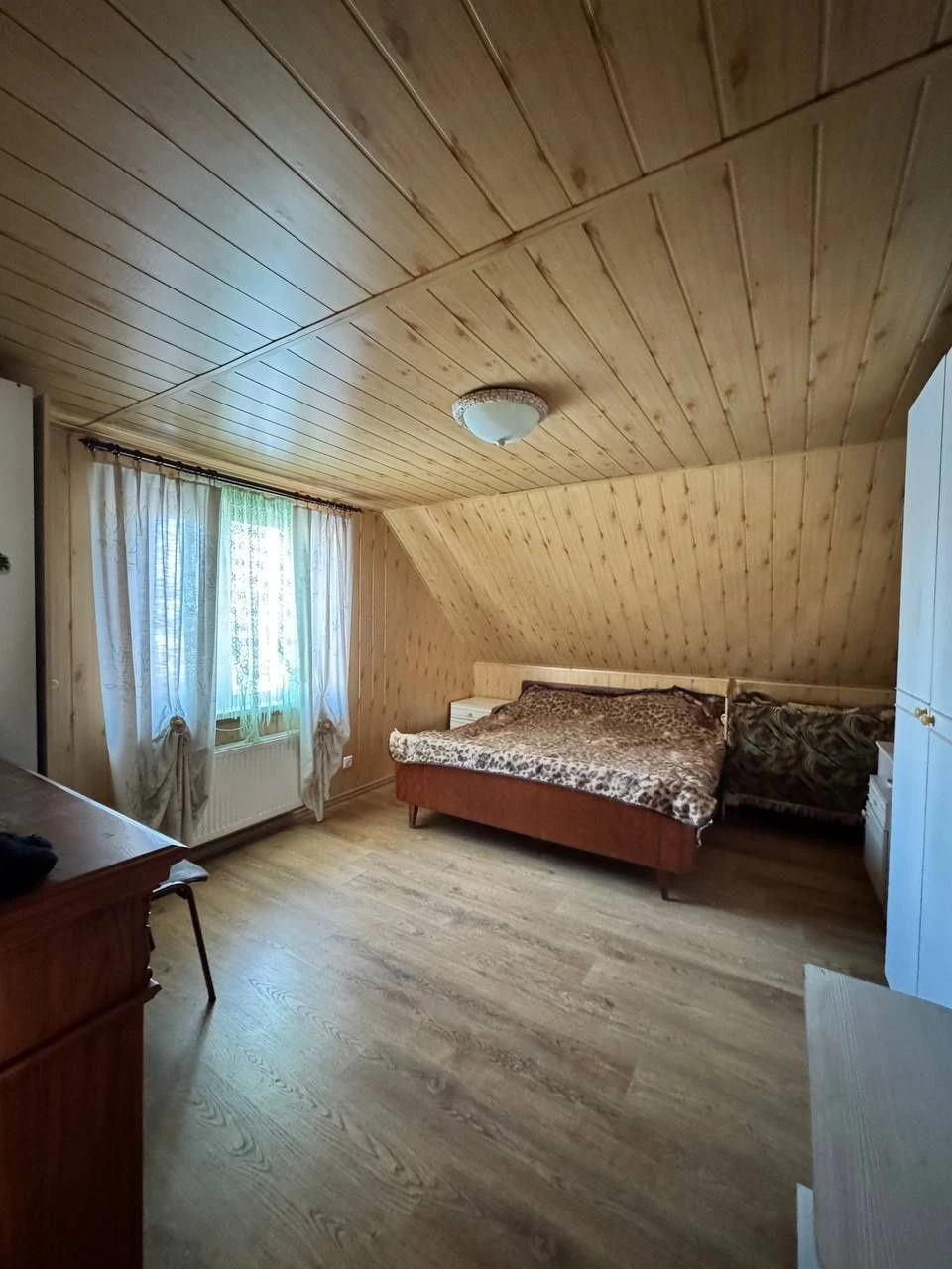 Продаж ! Міцний окремий будинок 120м2 з ремонтом, єВідновлен